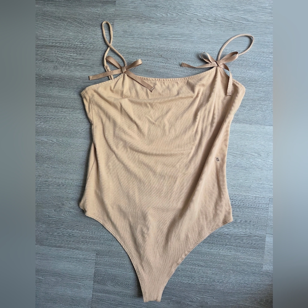 American Eagle Tan Bow Bodysuit Sz XL NWOT